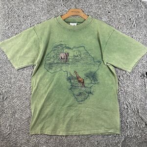 Vintage Dallas Alice T-Shirt Men’s Large Green Shirt Sleeve Embroidered Animals